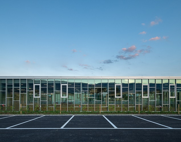 Construction du centre sportif Borné-Nau