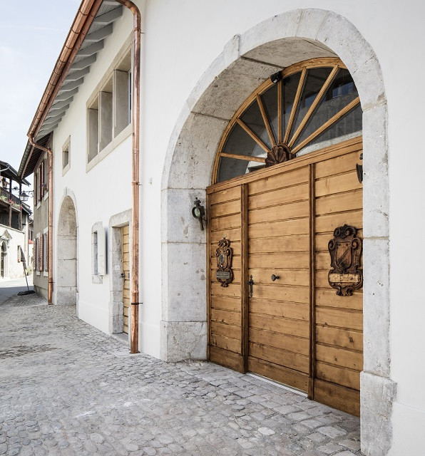 Rénovation et transformation d'une maison villageoise