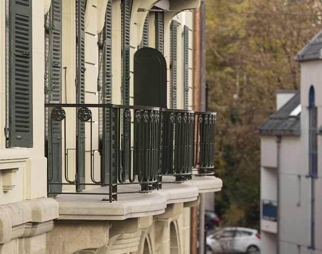 Rénovation des facades et balcons d'un immeuble de logement