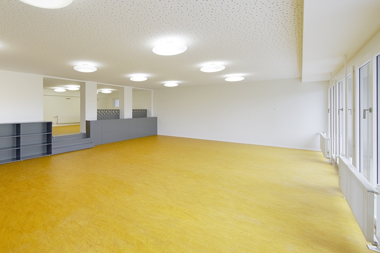 Réaménagement du rez de l'Eglise du Coteau en garderie