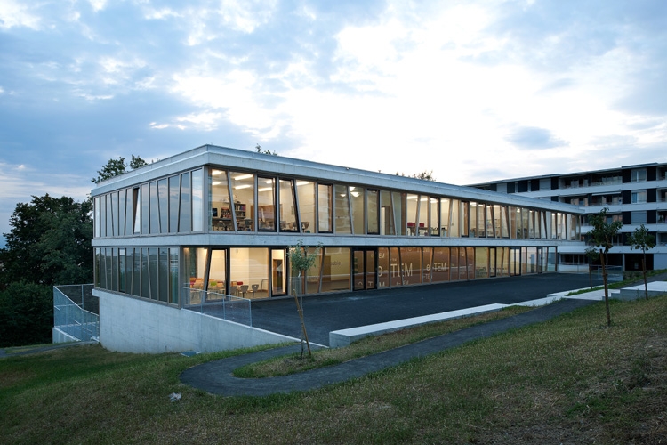 Construction d'une école spécialisée